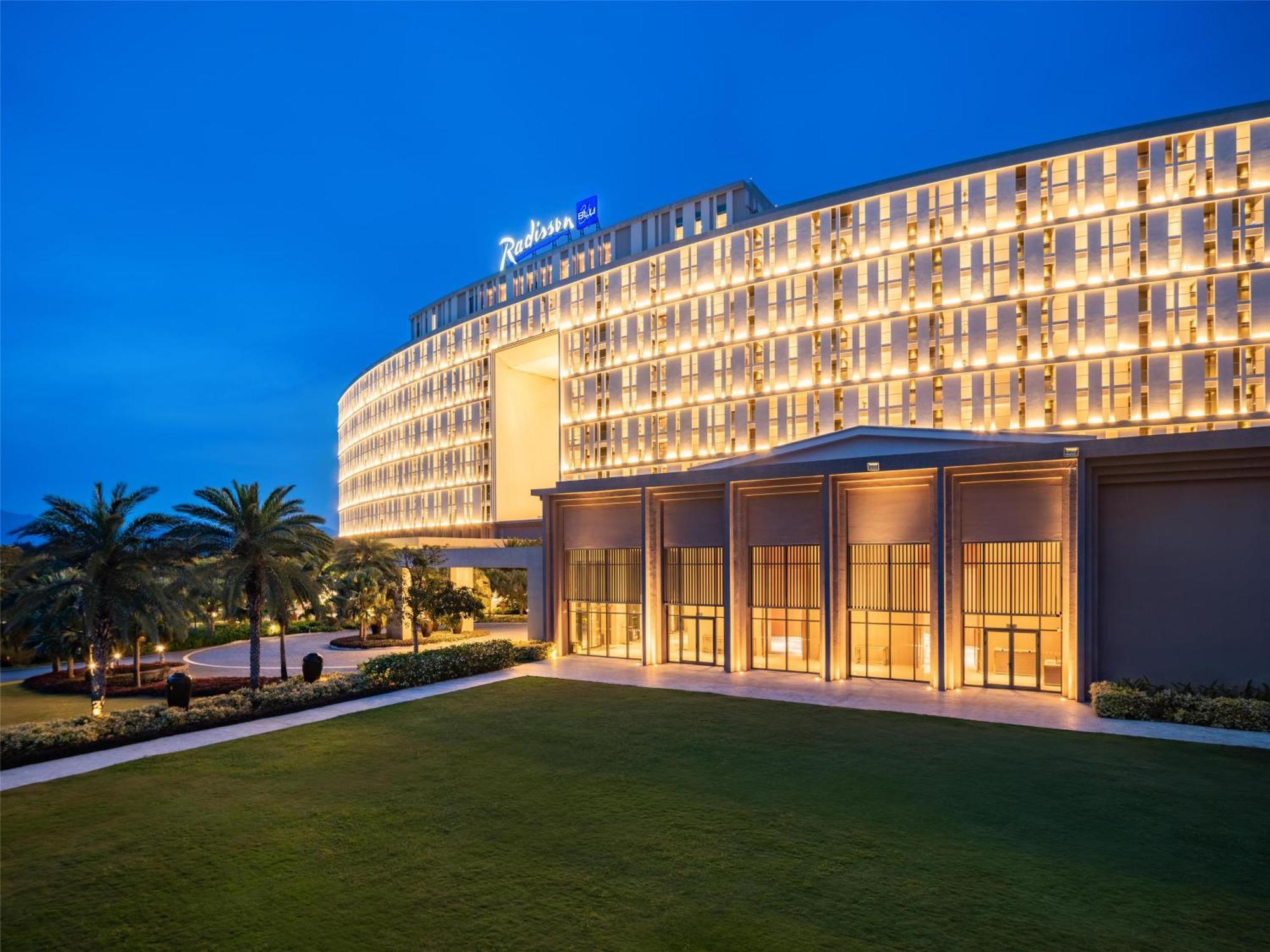 Radisson Blu Resort Cam Ranh 芽庄 外观 照片